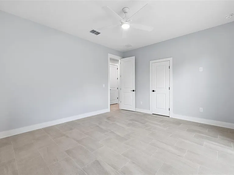 4208 W Carmen St #D — Photo 5