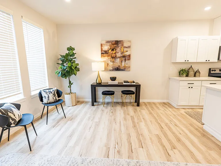 4315 S Alder St — Photo 13