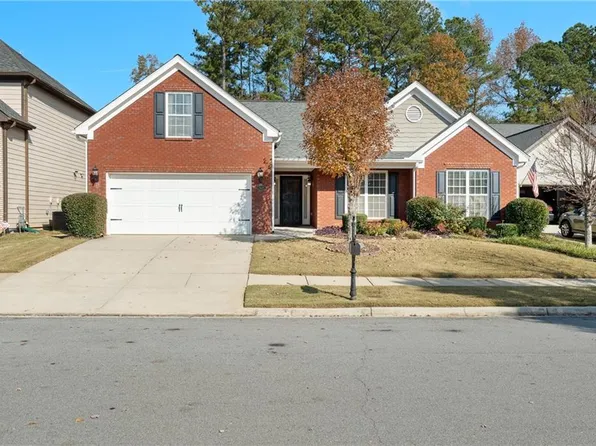 1943 Jameson Cir, Lawrenceville, GA 30043