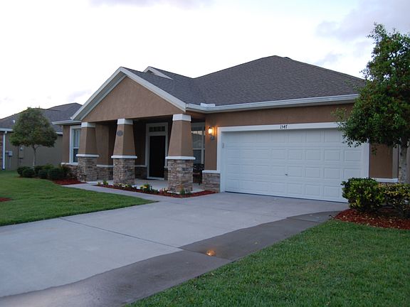 3rd image of 1547 Meadow Lark Dr