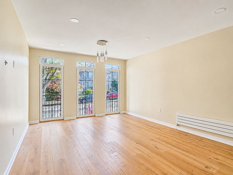 1st image of 408 Bement Ave #1