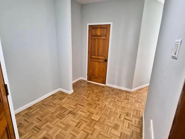 543 W Side Ave #2 — Photo 7