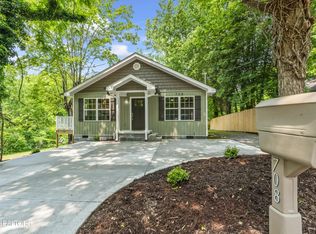 708 Byrd St, Clinton, TN 37716