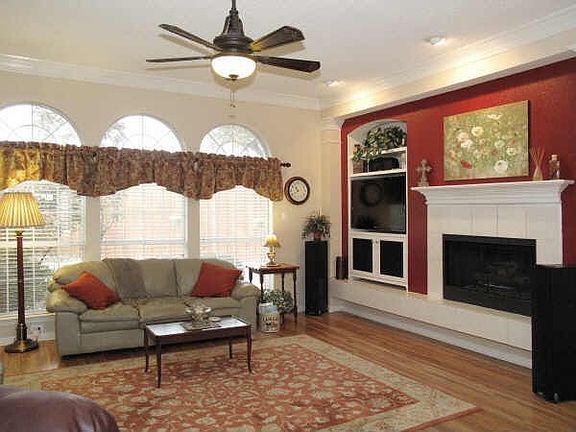 4th image of 287 Tealwood Dr