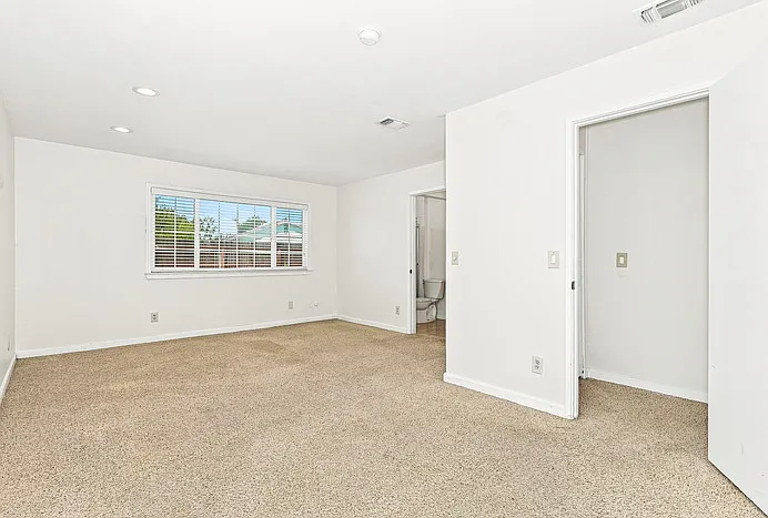 7205 Dedrick Ct — Photo 9