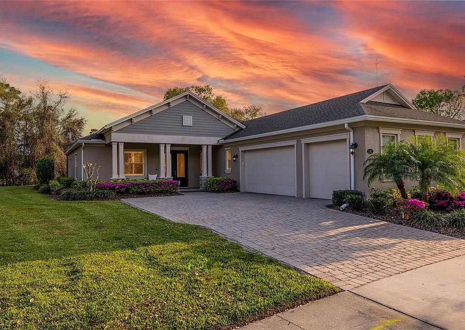 1st image of 102 WISTERIA LANE