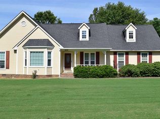 905 Cimarron Dr, Scottsboro, AL 35769