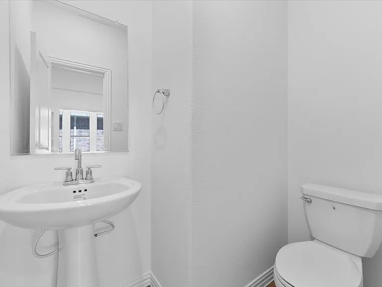 812 Morwenna Rd — Photo 20