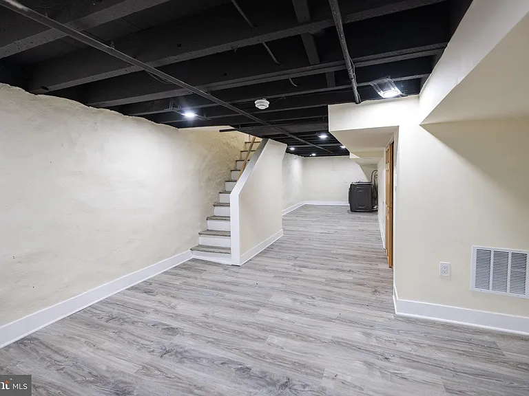 3712 Manayunk Ave — Photo 16