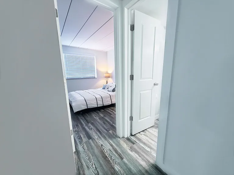 Smartland Shorewood Apartments — Photo 16