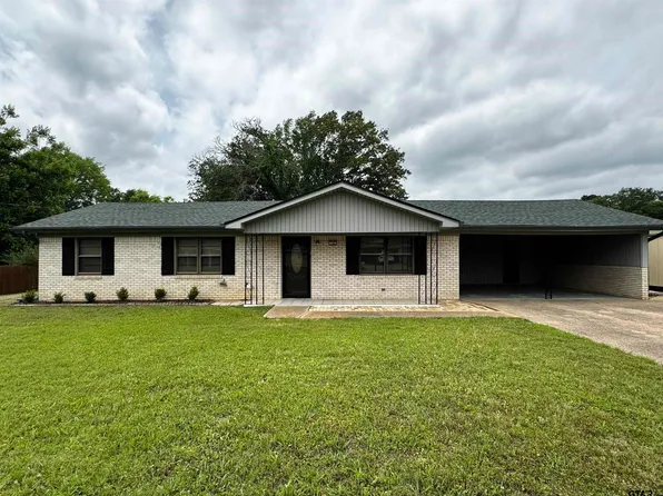 106 Southview Dr, Henderson, TX 75654