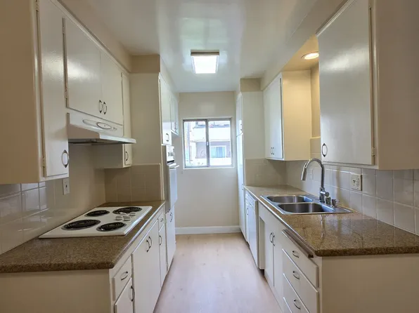 702 E Palm Ave, Burbank, CA