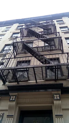 Rented by Manhattan Residential Group | media 19