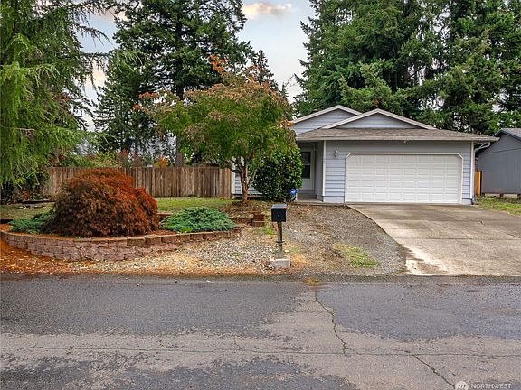 3rd image of 1001 188th Street Ct E