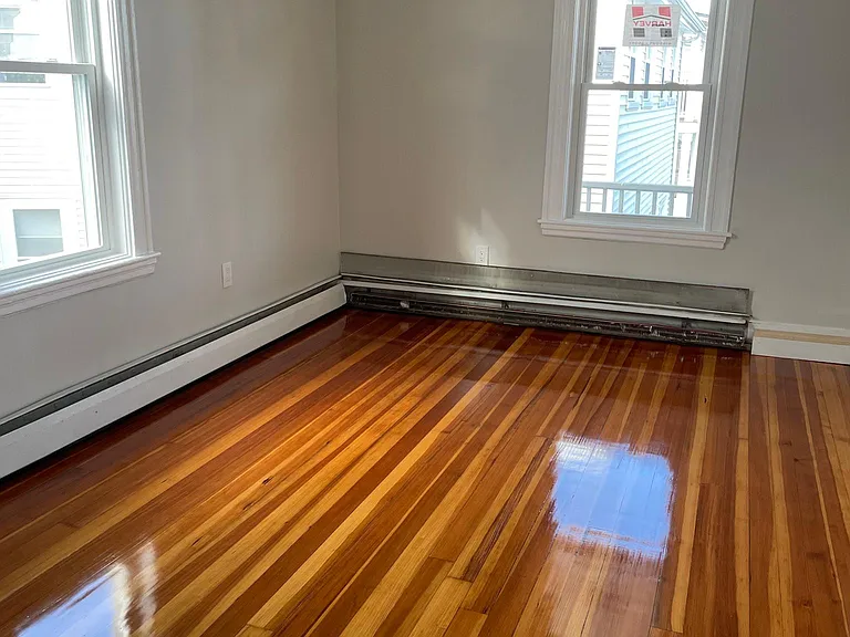 40 Temple St #3 — Photo 7