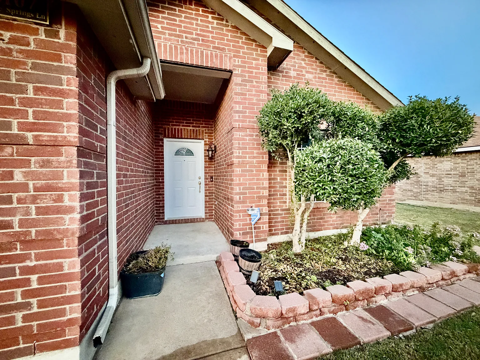 3 bed, 1673 sqft, $2,199 — Photo 4