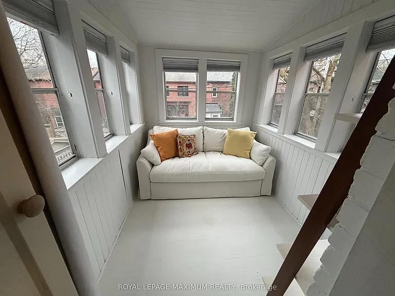 47 Vermont Ave — Photo 31