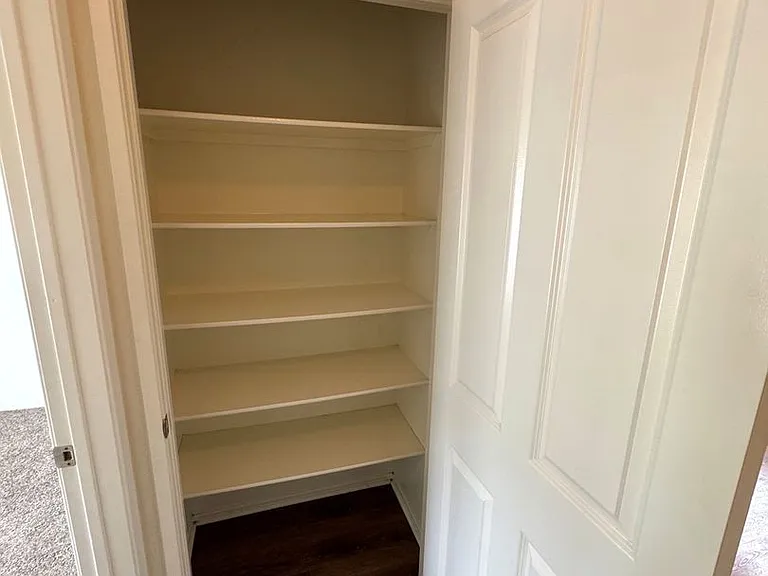 1073 N Ventura Ave #&-32 — Photo 18