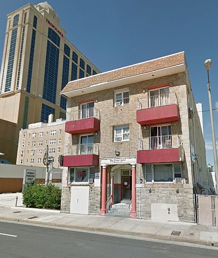 1st image of 2707 Pacific Ave
