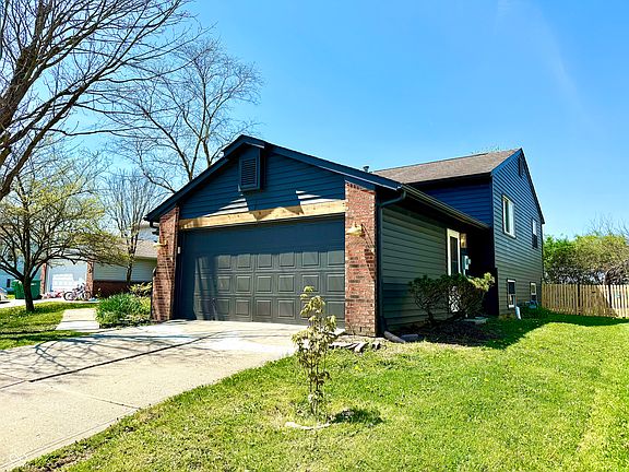 3rd image of 653 Southridge Ct