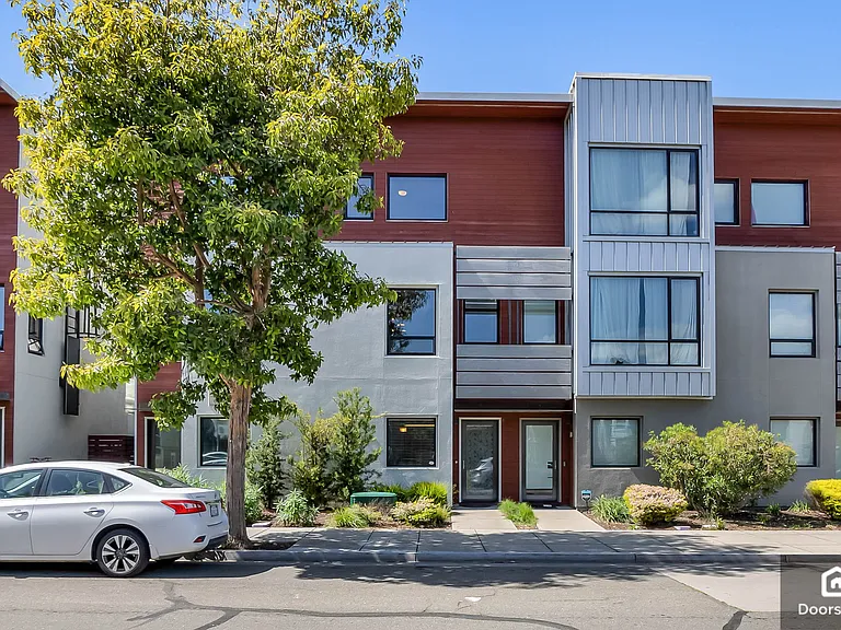 1223 Wood St — Photo 3