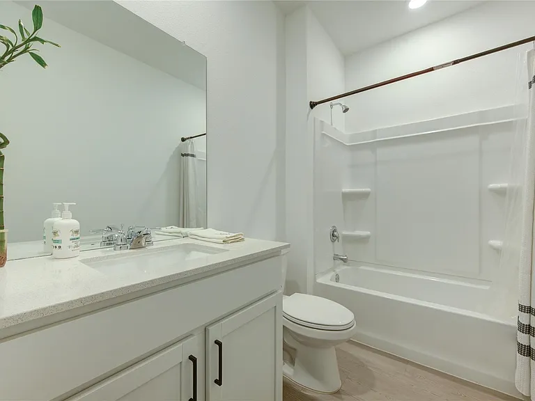 21614 Springhill Grove Ln — Photo 10