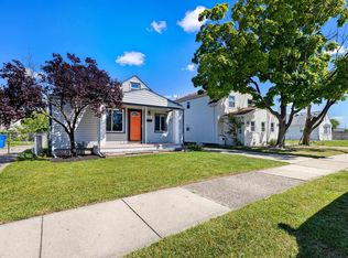 7567 Marian St, Warren, MI 48092