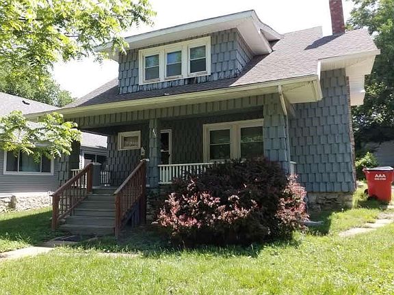 2nd image of 415 N Eubank Ave
