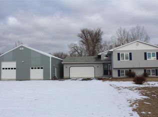 2333 Stagecoach Trail Rd, Manhattan, MT 59741