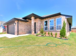 2221 Arcady Ave, Norman, OK 73026
