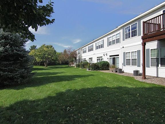 5th image of 652 Cobblestone Way