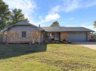 1906 Meadowbrook St, Ponca City, OK 74604