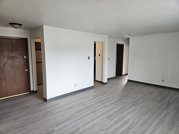 5th image of 2108 Marathon Ave #4