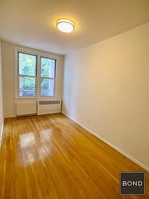 Rented by Bond New York | media 8