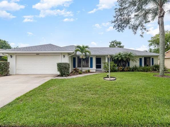 1327 Continental Ave, Melbourne, FL 32940
