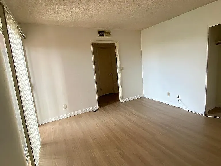 Beverly Villa — Photo 8