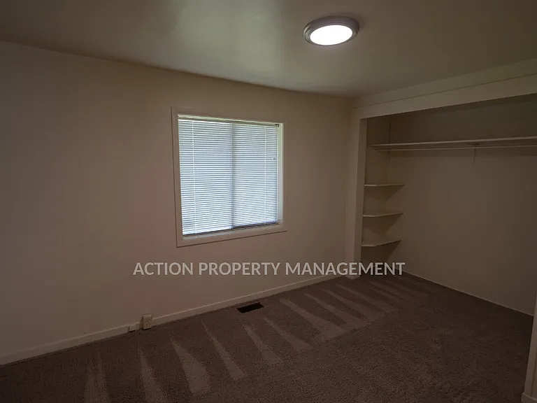 3208 E Mahogany St — Photo 12