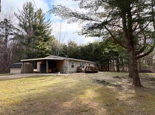 224 W Herrick Rd, Farwell, MI