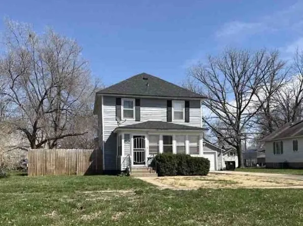 1305 12th St, Onawa, IA 51040