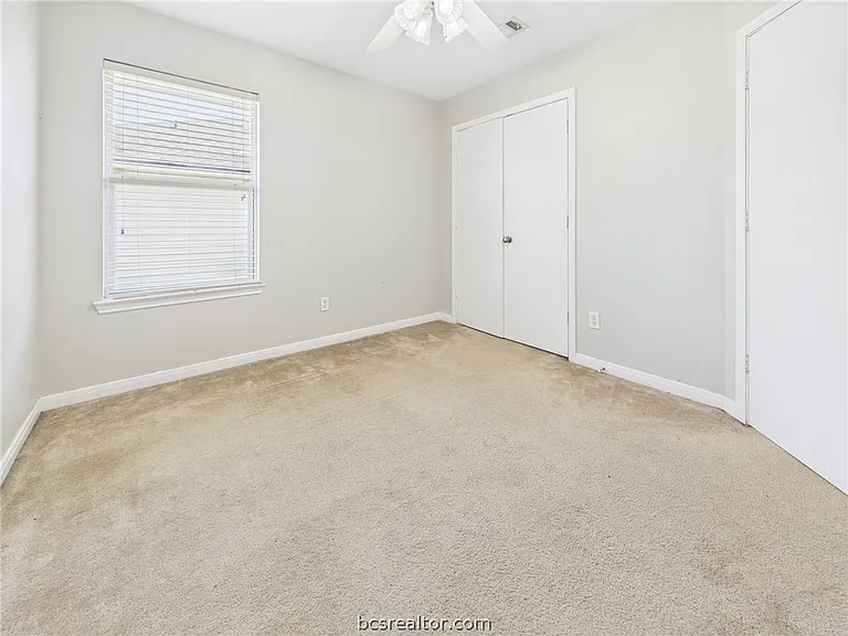1006 Crested Point Dr — Photo 8