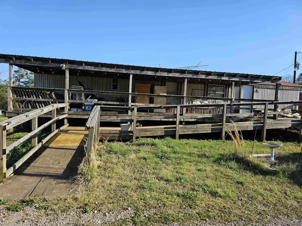 2965 Mecklinburg Dr, Bolivar, TN 38008