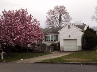 2003 Ravenwood Dr, Toms River, NJ 08753