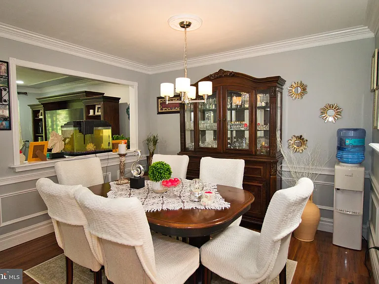4590 Louise Saint Claire Dr — Photo 5
