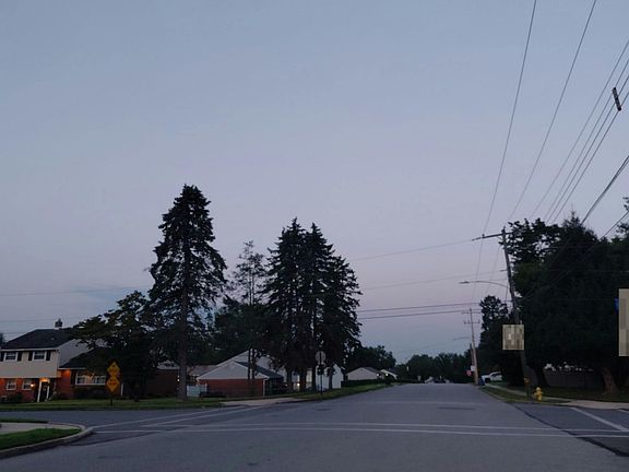 5th image of 2453 Weir Rd