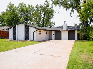 2621 Edgewood Dr, Edmond, OK 73013