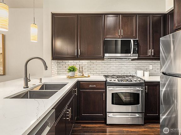 5th image of 15700 116th Avenue NE #404