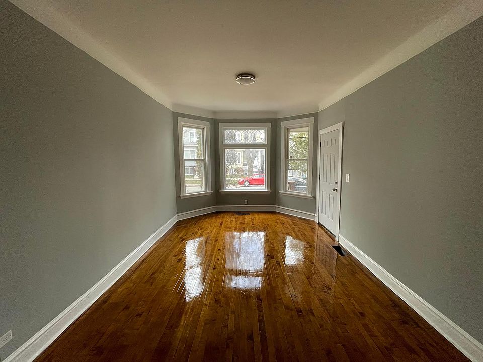 1st image of 1921 N Lawndale Ave #1