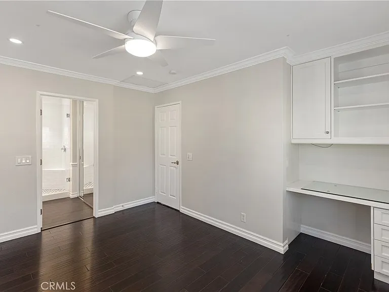 5 Yankee — Photo 25