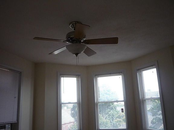 5th image of 20 Huss Ct APT 403
