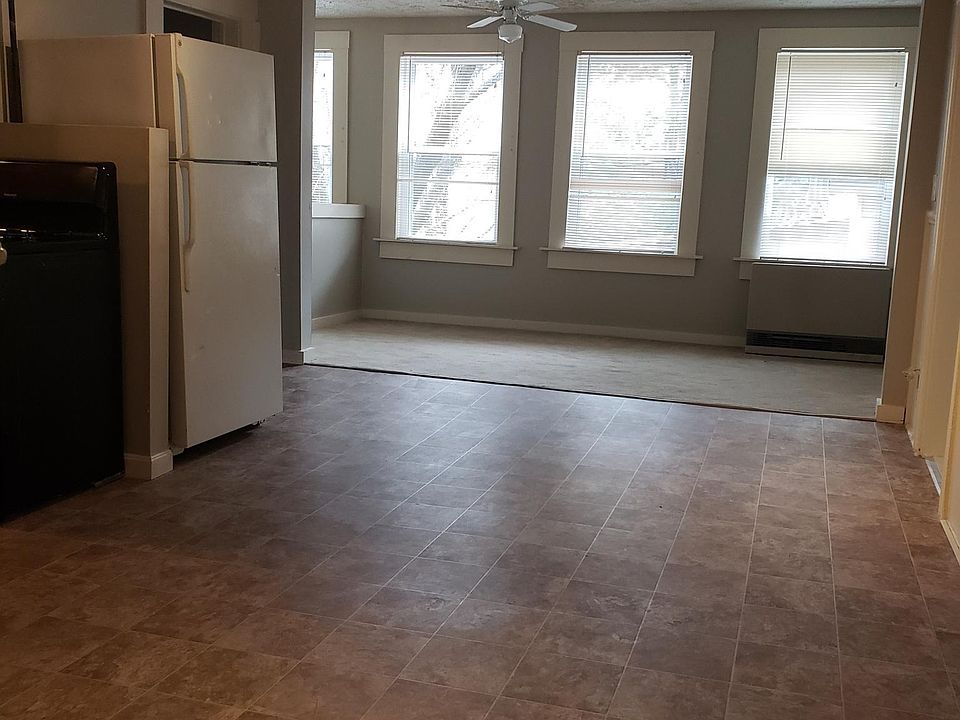 2nd image of 520 Granite St